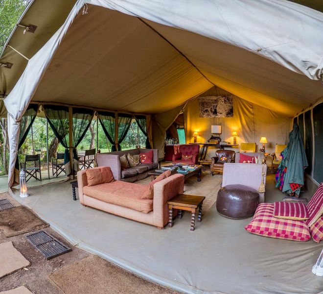 nairobi-camp-tent-extrioir.jpg