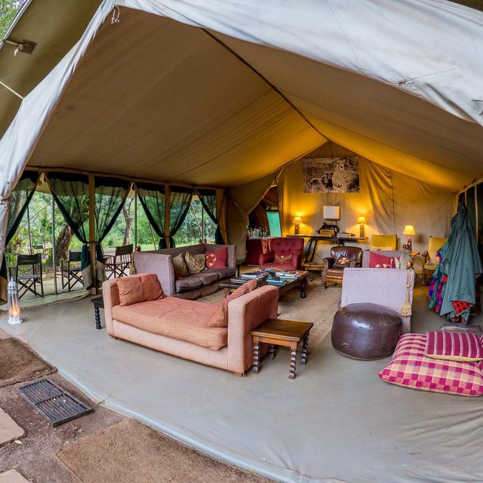 nairobi-camp-tent-extrioir.jpg